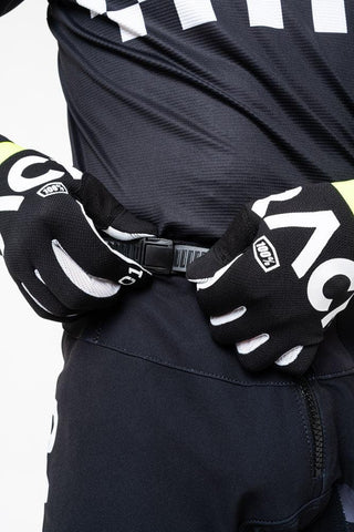 Pantaloni Da Moto RACR• - RACR s.r.l.s. Pantaloni Da Moto RACR• - RACR s.r.l.s.