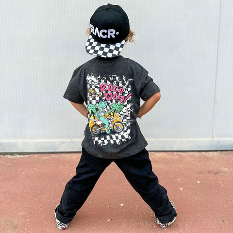 maglia_cotone_girocollo_indossata_bambino