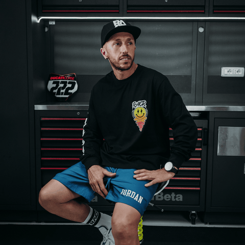 Maglia Nera a Maniche Lunghe Unisex – Chasing Sunsets