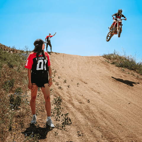 Maglia Nera e Rossa a Maniche Corte Larga Unisex - Football Americano
