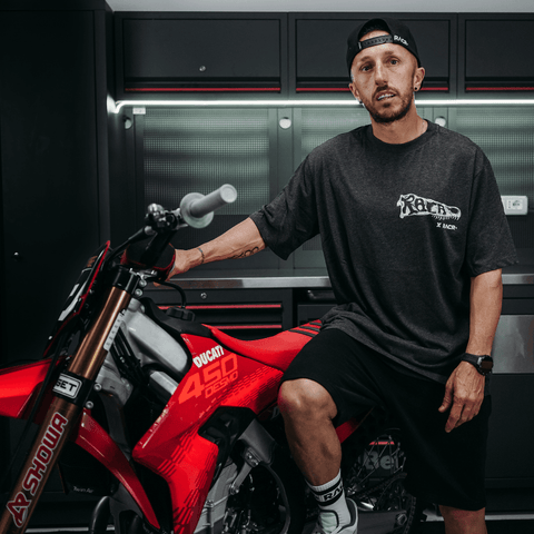 Maglia Grigia a Maniche Corte Larga Unisex - Race Day